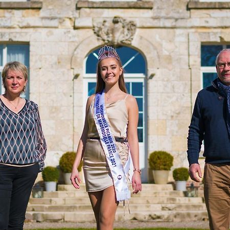 Chateau De Plessier-Roza Le Plessier-Rozainvillers Eksteriør billede
